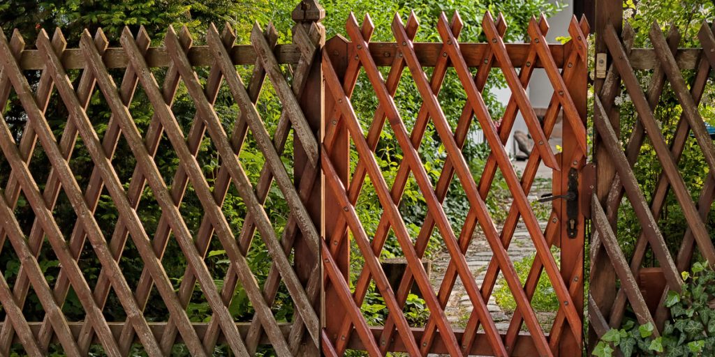 woven-trellis-fencing